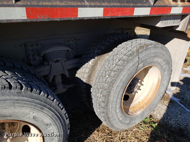 image for item AV9481 2008 Freightliner Business Class M2 dump truck