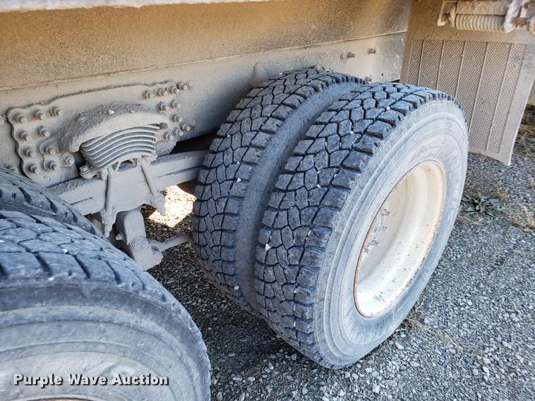 image for item AV9481 2008 Freightliner Business Class M2 dump truck