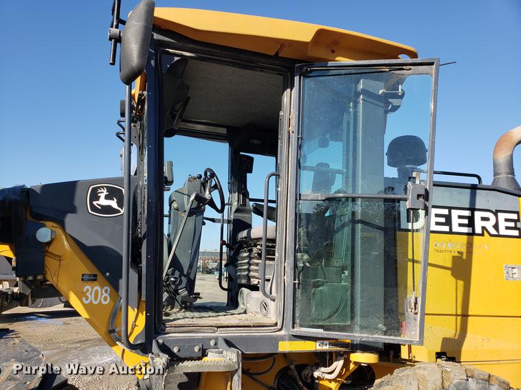 image for item AV9482 2011 John Deere 770G motor grader