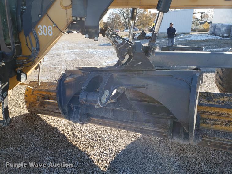 image for item AV9482 2011 John Deere 770G motor grader