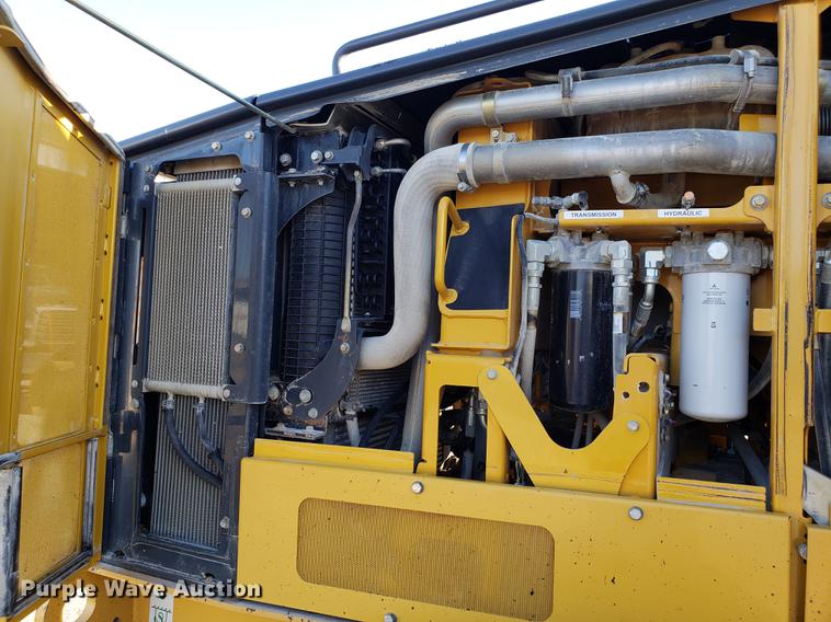 image for item AV9482 2011 John Deere 770G motor grader