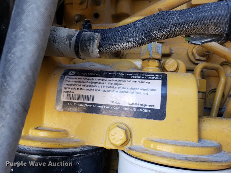 image for item AV9482 2011 John Deere 770G motor grader