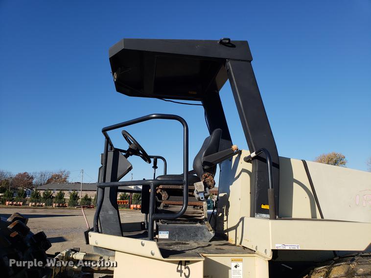 image for item AV9483 2000 Ingersoll Rand 110D Pro-Pac series single drum vibratory roller