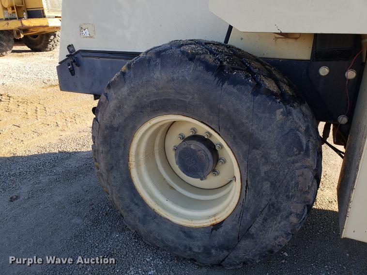 image for item AV9483 2000 Ingersoll Rand 110D Pro-Pac series single drum vibratory roller