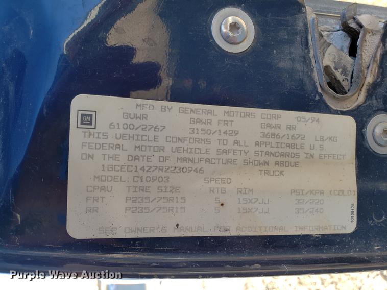 image for item AV9484 1994 Chevrolet C1500 pickup truck