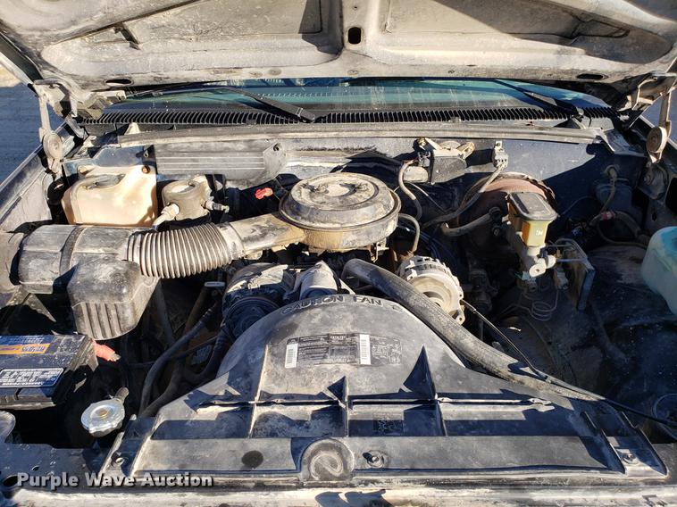 image for item AV9484 1994 Chevrolet C1500 pickup truck