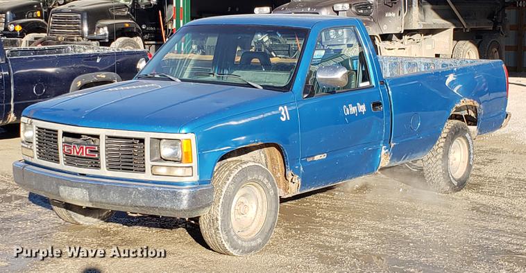image for item AV9485 1992 GMC 1500 pickup truck