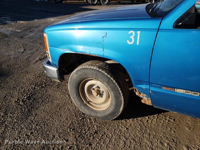 image for item AV9485 1992 GMC 1500 pickup truck