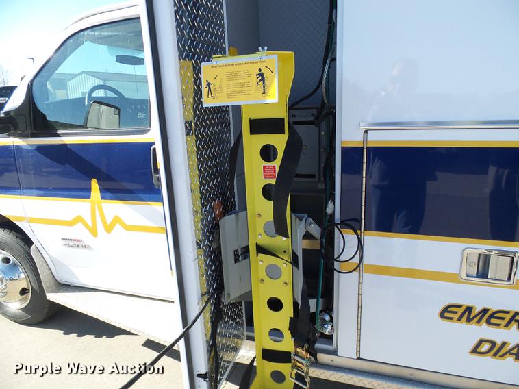 image for item DB2084 2010 Chevrolet Express G4500 ambulance