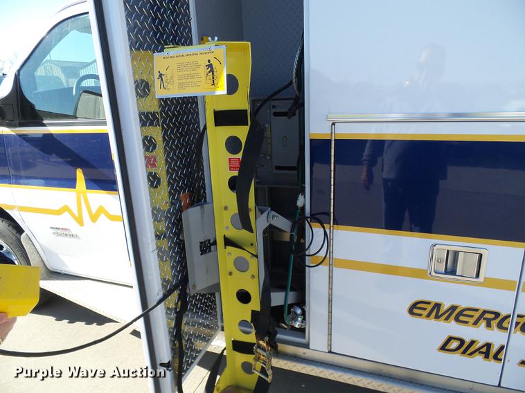 image for item DB2084 2010 Chevrolet Express G4500 ambulance