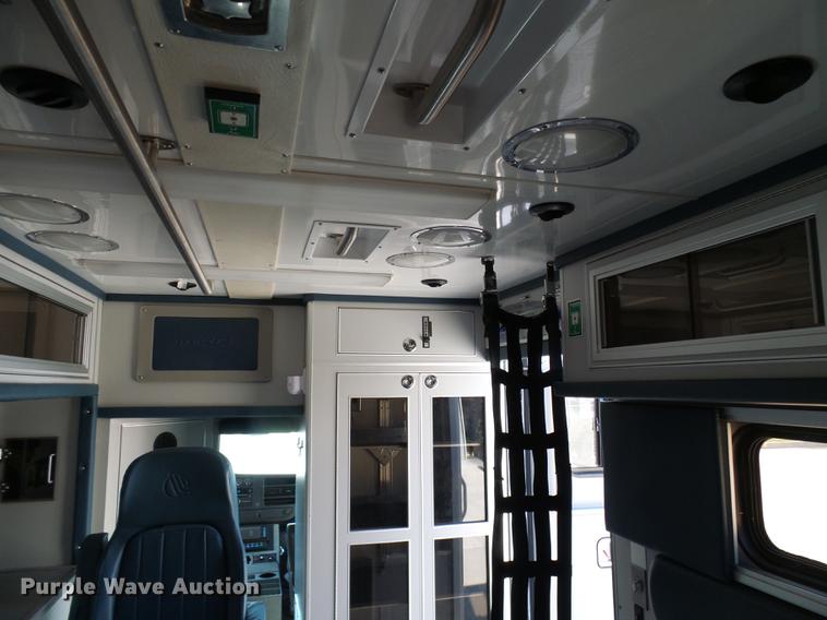 image for item DB2084 2010 Chevrolet Express G4500 ambulance