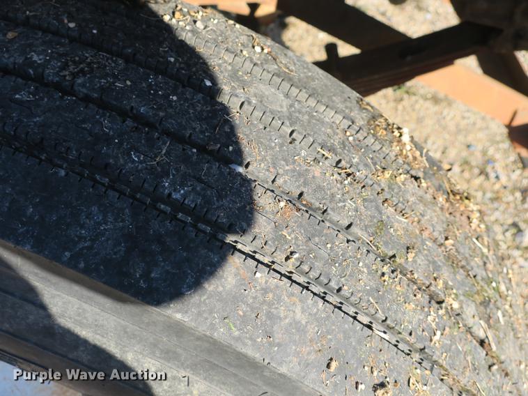 image for item DB8936 1997 Ford F700 dump truck