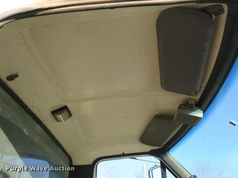 image for item DB8936 1997 Ford F700 dump truck