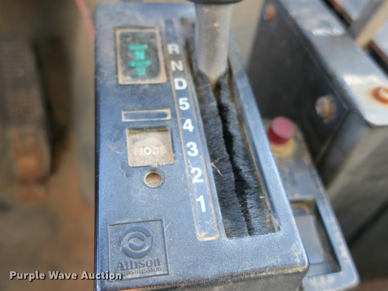 image for item DB8936 1997 Ford F700 dump truck