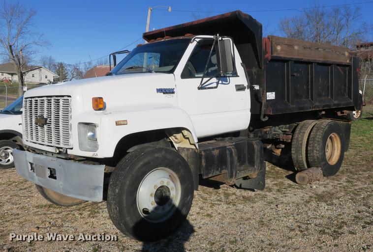image for item DB8937 1992 Chevrolet Kodiak C5500 dump truck