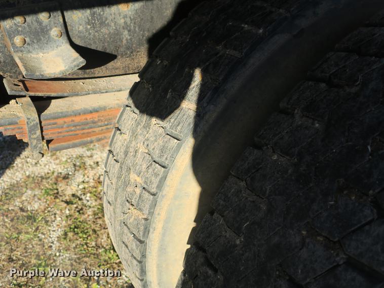 image for item DB8937 1992 Chevrolet Kodiak C5500 dump truck