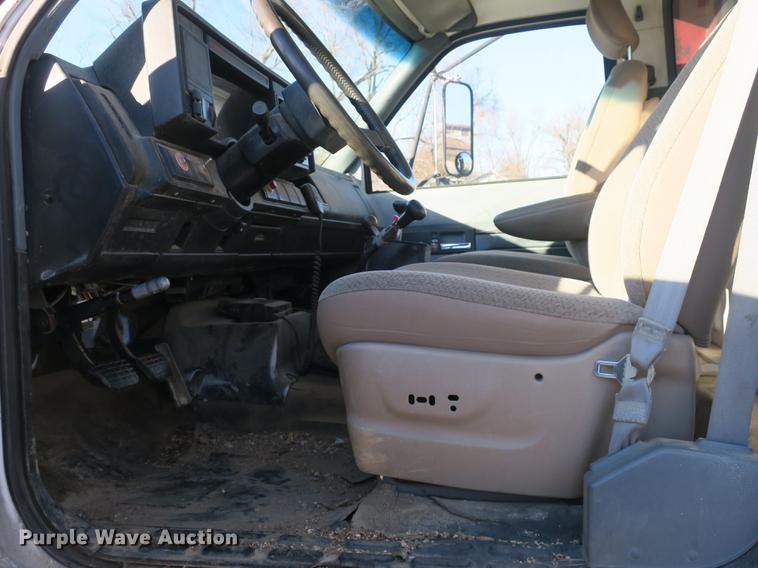 image for item DB8937 1992 Chevrolet Kodiak C5500 dump truck