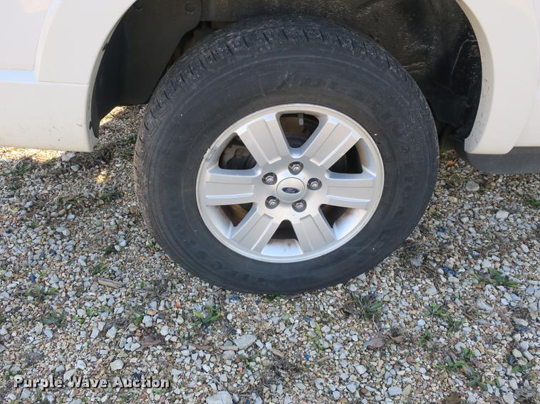 image for item DB8939 2008 Ford Explorer XLT SUV