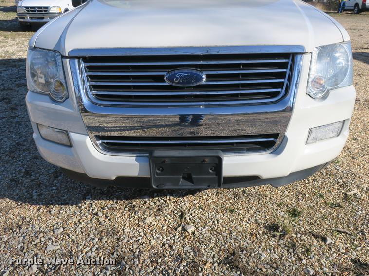 image for item DB8939 2008 Ford Explorer XLT SUV