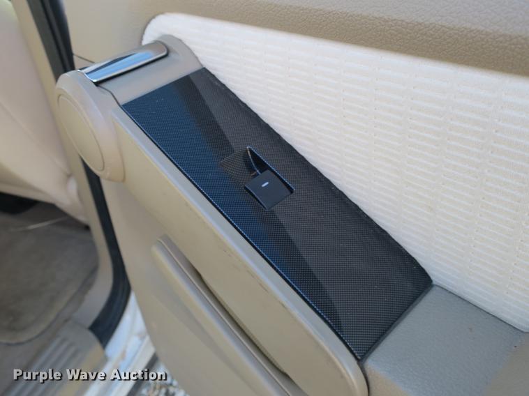 image for item DB8939 2008 Ford Explorer XLT SUV