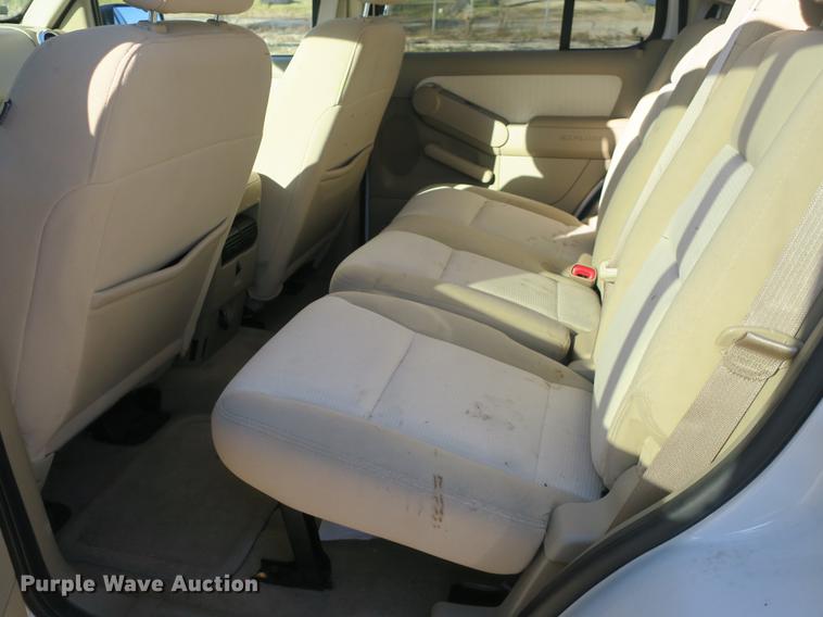 image for item DB8939 2008 Ford Explorer XLT SUV