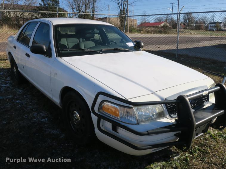 image for item DB8943 2011 Ford Crown Victoria Police Interceptor