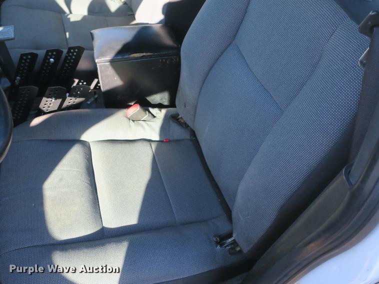 image for item DB8943 2011 Ford Crown Victoria Police Interceptor