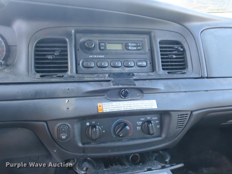 image for item DB8943 2011 Ford Crown Victoria Police Interceptor