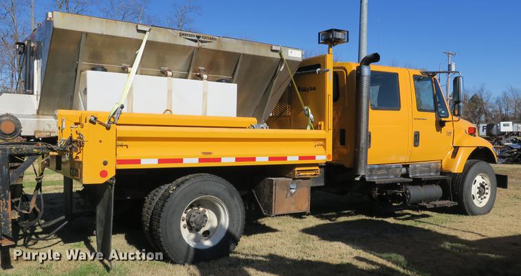 image for item DB8950 2005 International 7400 dump truck