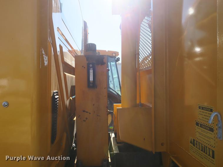 image for item DB8950 2005 International 7400 dump truck