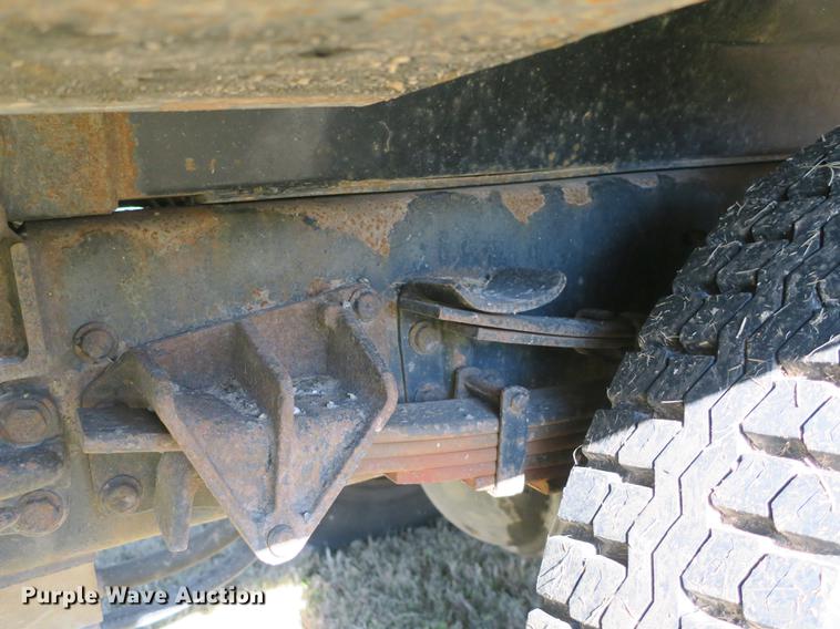 image for item DB8950 2005 International 7400 dump truck