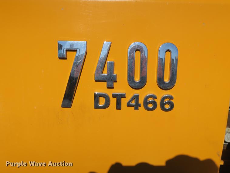 image for item DB8950 2005 International 7400 dump truck