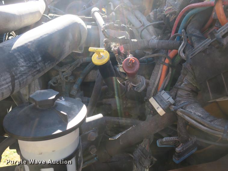 image for item DB8950 2005 International 7400 dump truck