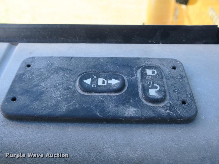 image for item DB8950 2005 International 7400 dump truck