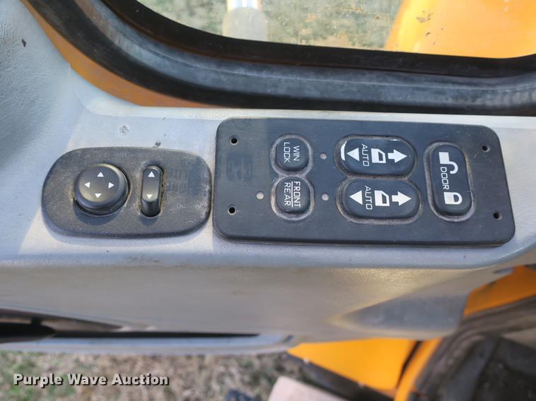 image for item DB8950 2005 International 7400 dump truck