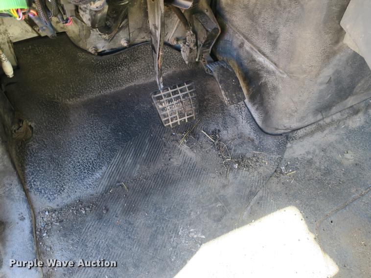 image for item DB8950 2005 International 7400 dump truck