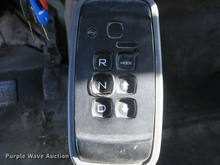 image for item DB8950 2005 International 7400 dump truck