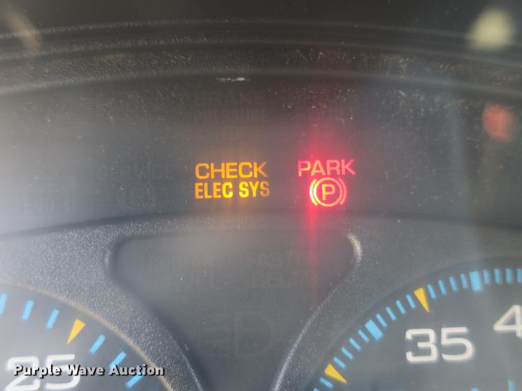 image for item DB8950 2005 International 7400 dump truck