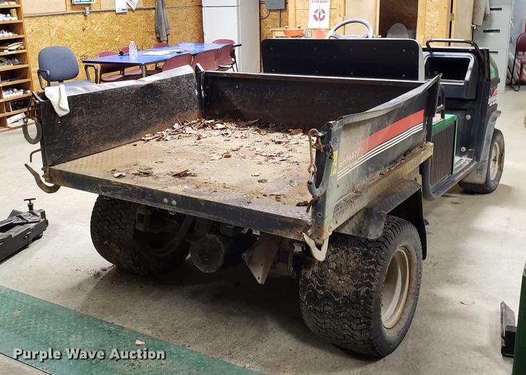 image for item DB9442 2000 Cushman S660 Turf Truckster utility vehicle