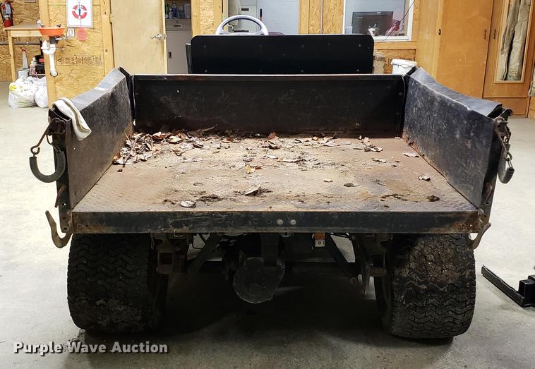 image for item DB9442 2000 Cushman S660 Turf Truckster utility vehicle