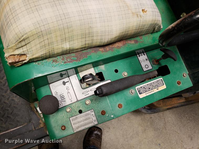 image for item DB9442 2000 Cushman S660 Turf Truckster utility vehicle