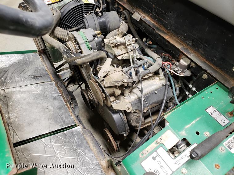 image for item DB9442 2000 Cushman S660 Turf Truckster utility vehicle