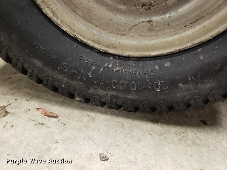 image for item DB9442 2000 Cushman S660 Turf Truckster utility vehicle