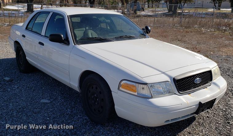 image for item DB9443 2009 Ford Crown Victoria Police Interceptor