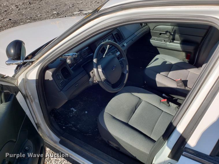 image for item DB9443 2009 Ford Crown Victoria Police Interceptor