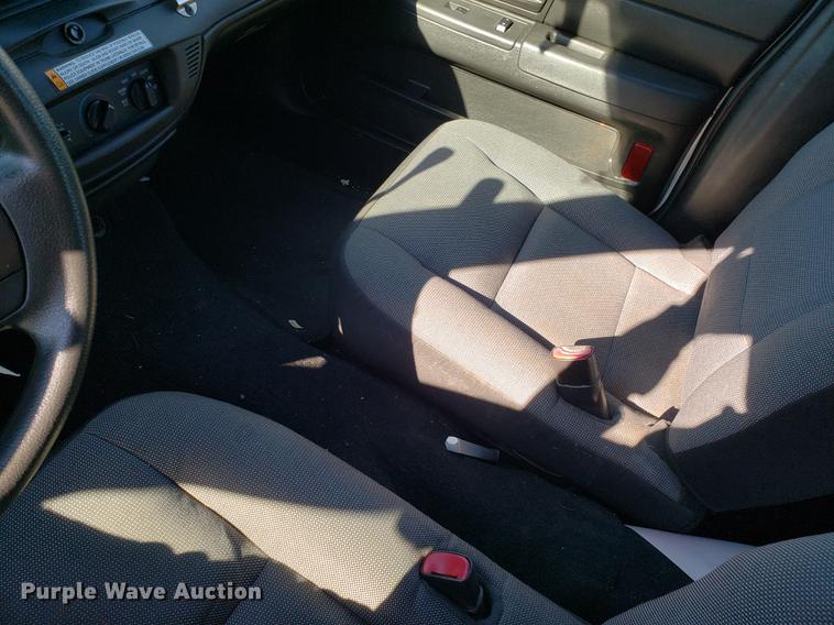 image for item DB9443 2009 Ford Crown Victoria Police Interceptor