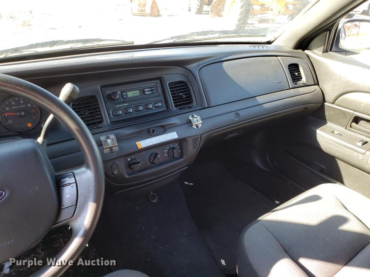 image for item DB9443 2009 Ford Crown Victoria Police Interceptor