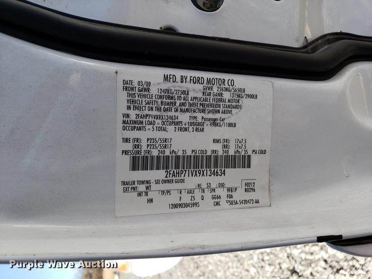 image for item DB9443 2009 Ford Crown Victoria Police Interceptor