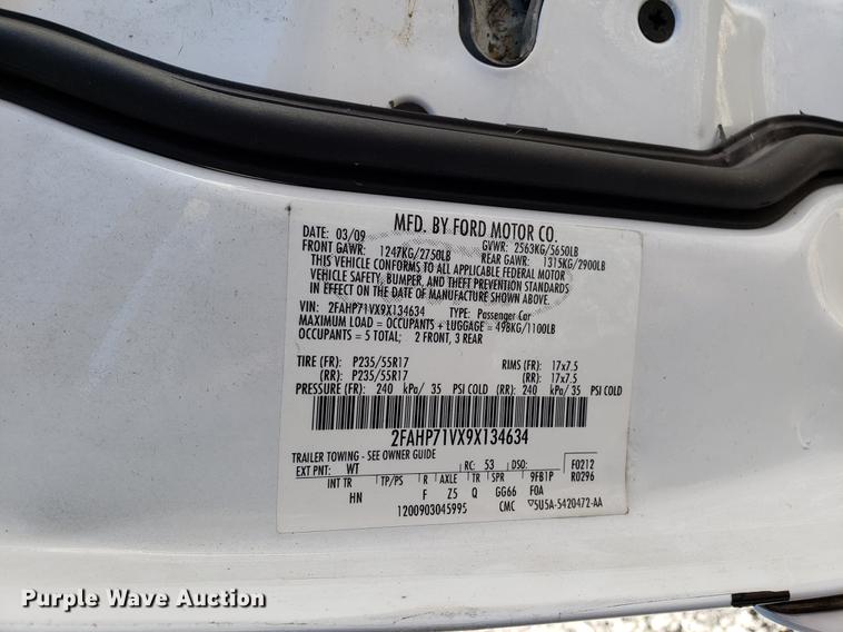 image for item DB9443 2009 Ford Crown Victoria Police Interceptor