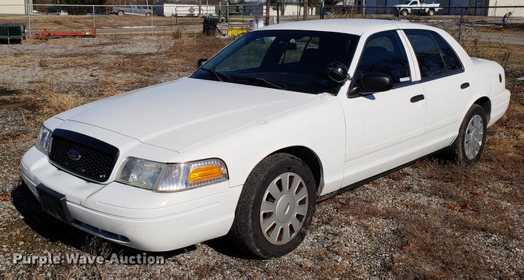 image for item DB9445 2009 Ford Crown Victoria Police Interceptor